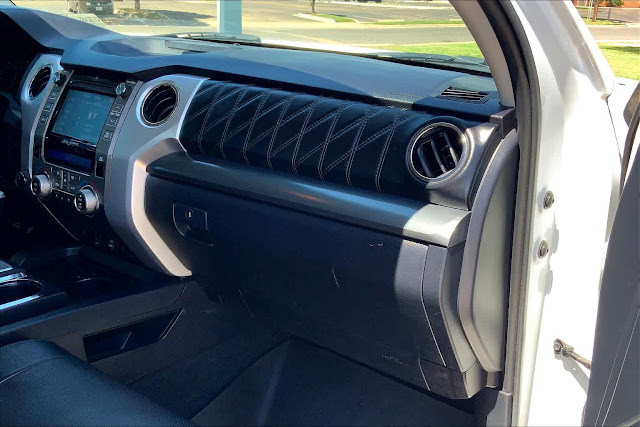 2019 Toyota TUNDRA Platinum CrewMax 5.5 Bed 5.7L
