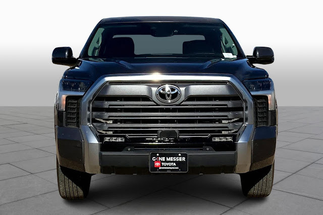 2023 Toyota Tundra Limited CrewMax 6.5 Bed