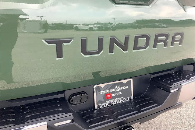 2022 Toyota Tundra SR5