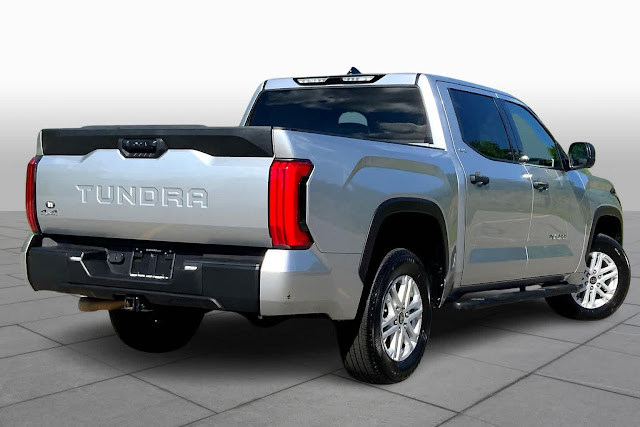 2023 Toyota Tundra SR5 CrewMax 5.5 Bed