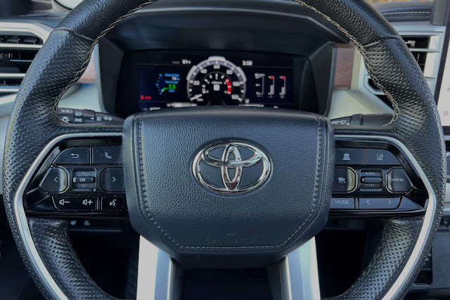 2022 Toyota Tundra 1794 Edition CrewMax 5.5 Bed