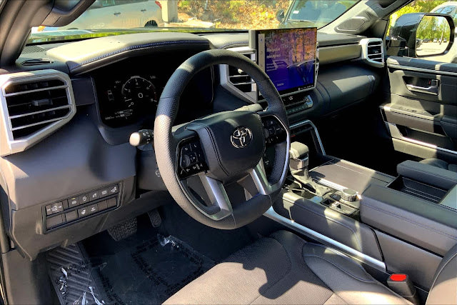 2023 Toyota Tundra Platinum CrewMax 5.5 Bed