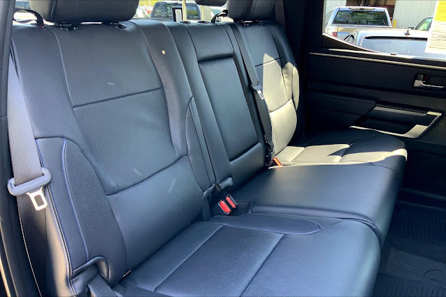 2023 Toyota Tundra Platinum CrewMax 5.5 Bed