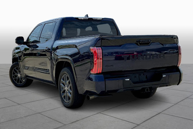 2022 Toyota Tundra Platinum CrewMax 5.5 Bed