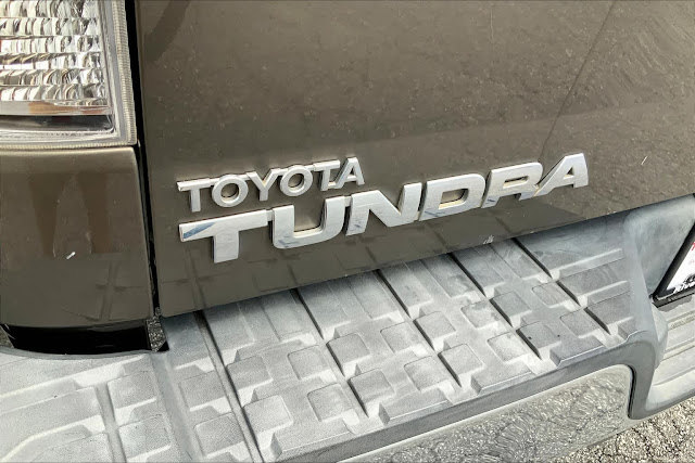 2013 Toyota Tundra GRADE Double Cab 5.7L V8 6-Spd AT