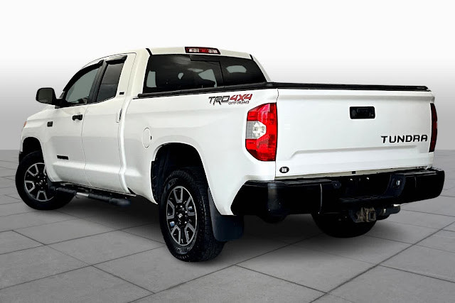 2017 Toyota Tundra SR5 Double Cab 6.5 Bed 5.7L