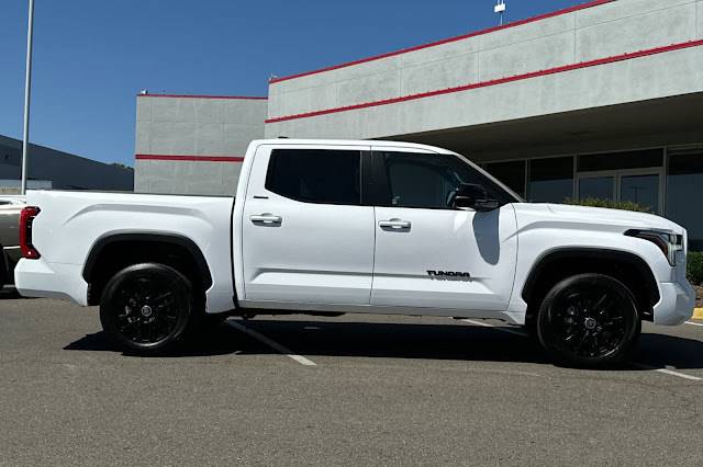 2024 Toyota TUNDRA Limited CrewMax 5.5 Bed