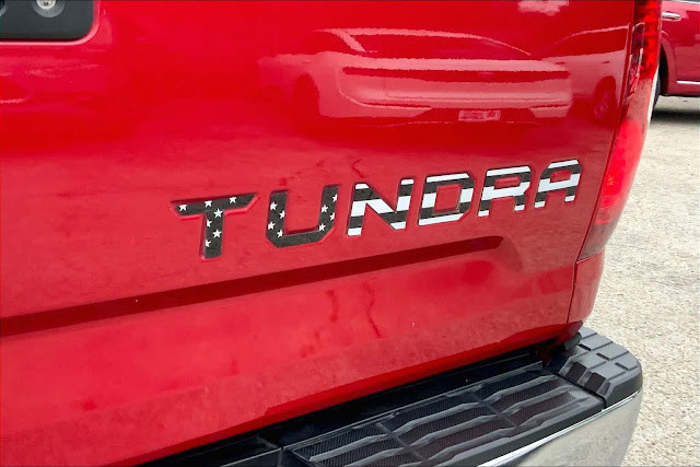 2020 Toyota Tundra 4WD SR5 CrewMax 5.5 Bed 5.7L4WD SR5 CrewMax