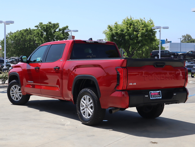 2022 Toyota Tundra 4WD SR5