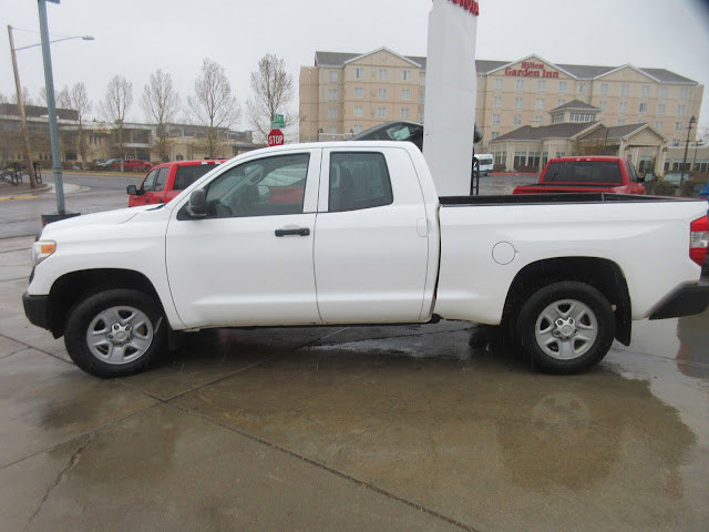 2017 Toyota Tundra 4WD SR