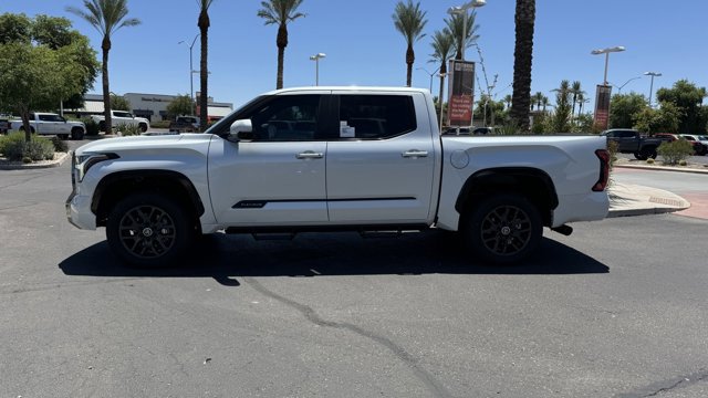 2024 Toyota Tundra Hybrid Platinum