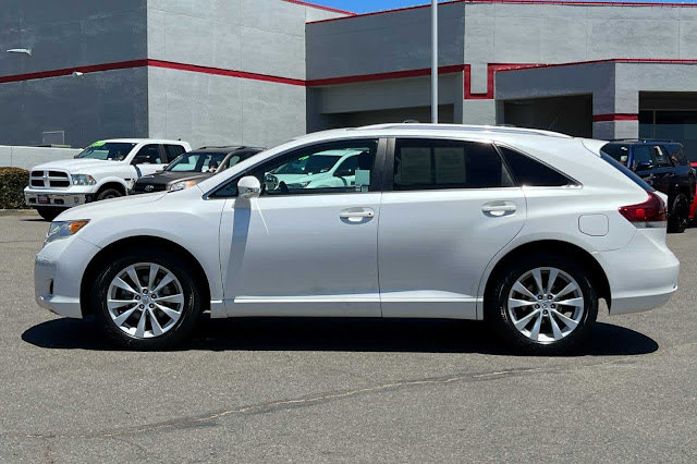 2014 Toyota Venza LE