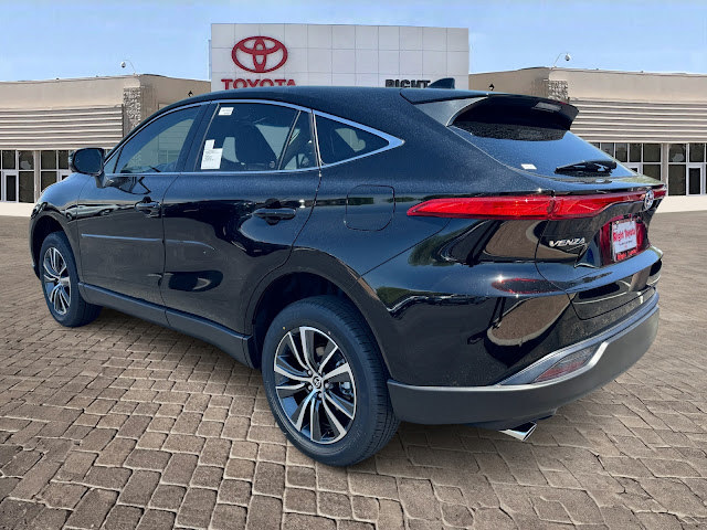 2024 Toyota Venza LE