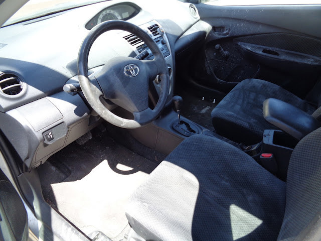 2007 Toyota Yaris 4dr Sdn Auto S