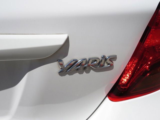 2015 Toyota Yaris L