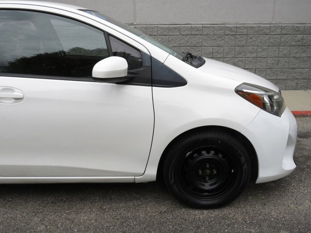 2015 Toyota Yaris L