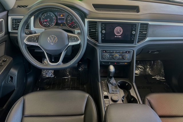 2021 Volkswagen Atlas 3.6L V6 SE w/Technology