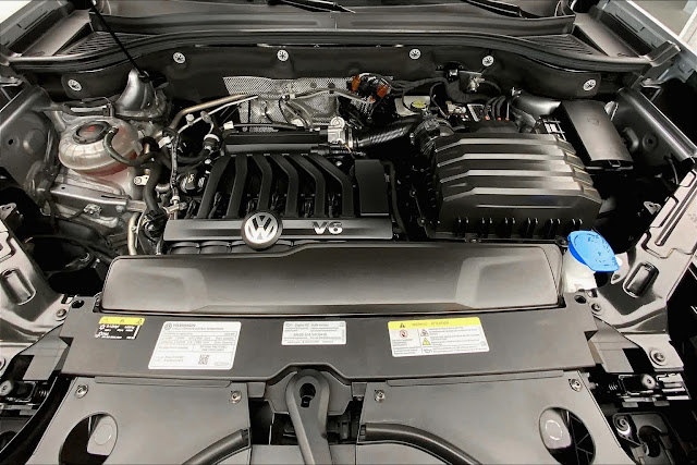 2022 Volkswagen Atlas 3.6L V6 SE w/Technology