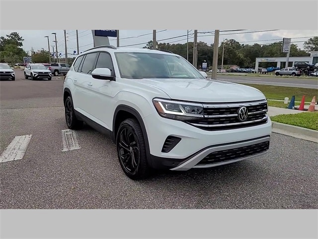 2023 Volkswagen Atlas 3.6L V6 SE w/Technology