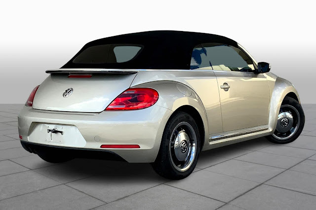 2015 Volkswagen Beetle 1.8T Classic