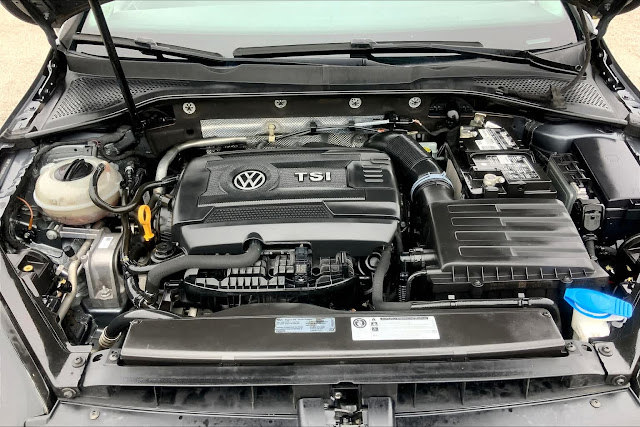 2016 Volkswagen Golf TSI S