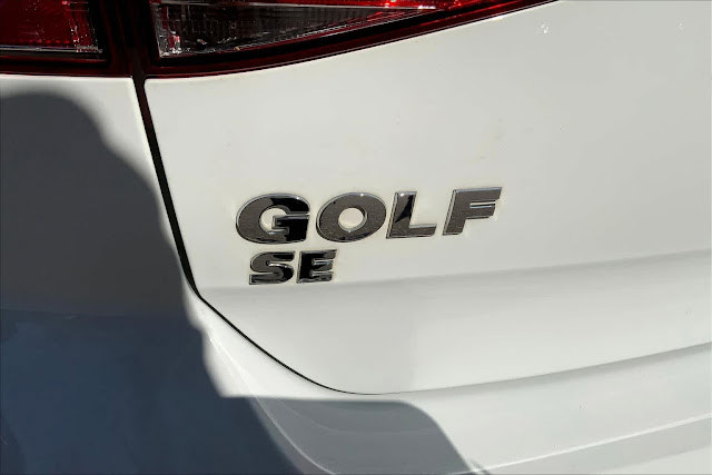 2017 Volkswagen Golf SE