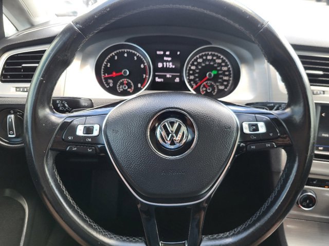 2017 Volkswagen Golf Wolfsburg