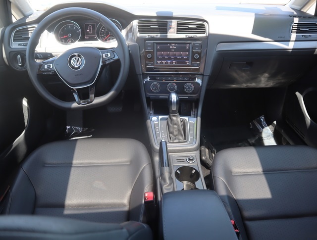 2021 Volkswagen Golf TSI HATCHBACK 1.4T TSI
