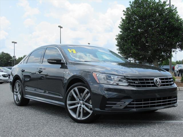 2017 Volkswagen Passat 1.8T R-Line