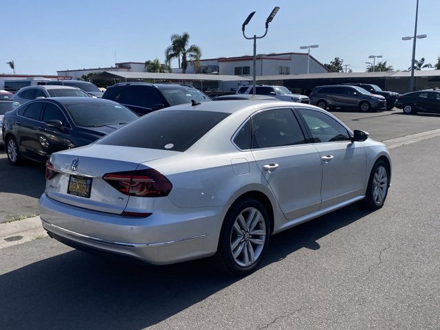 2017 Volkswagen Passat 1.8T SE