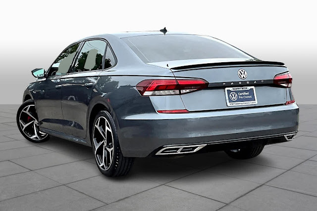 2021 Volkswagen Passat 2.0T R-Line