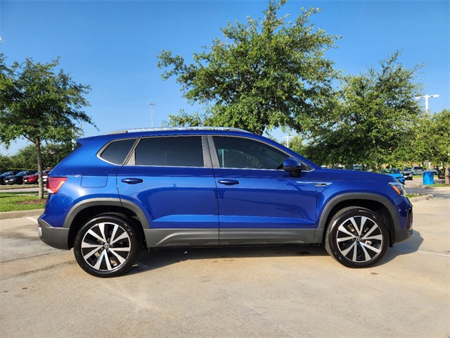 2023 Volkswagen Taos 1.5T SE