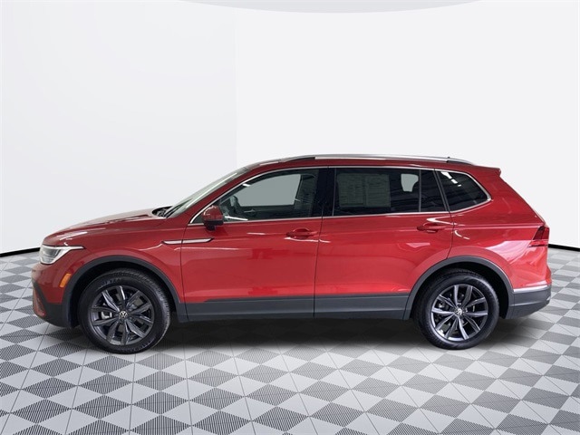 2023 Volkswagen Tiguan 2.0T SE