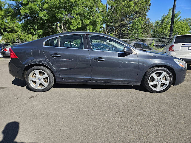 2012 Volvo S60 T5 4dr Sedan