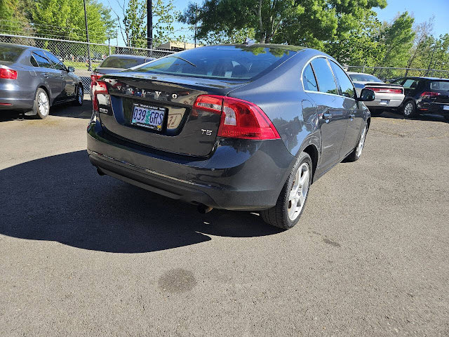 2012 Volvo S60 T5 4dr Sedan