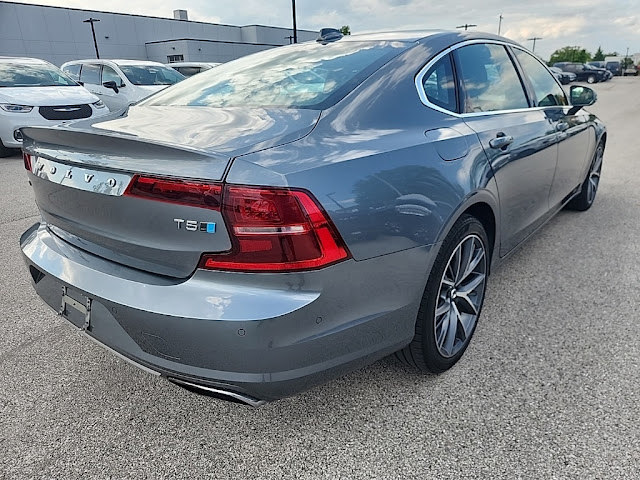 2018 Volvo S90 T5 Momentum