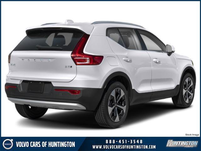 2024 Volvo XC40 Plus Dark Theme