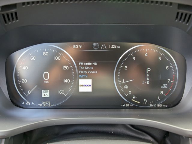 2021 Volvo XC60 Momentum