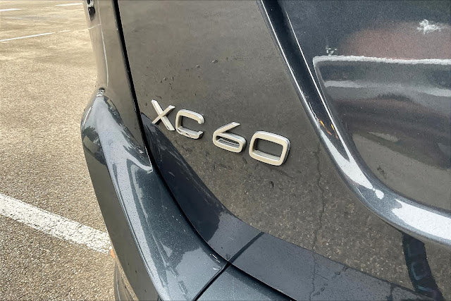 2015 Volvo XC60 T6 Platinum