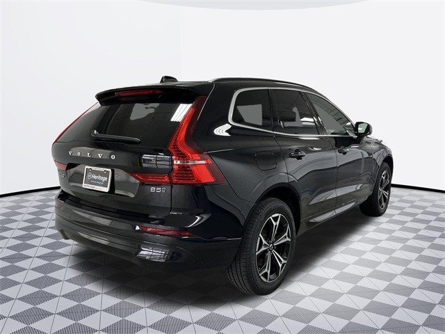 2022 Volvo XC60 B5 Momentum