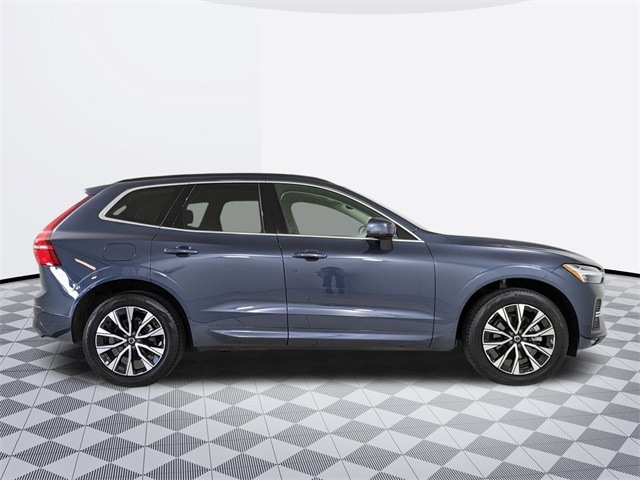 2023 Volvo XC60 B5 AWD Core