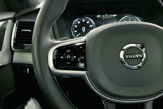 2019 Volvo XC90 R-Design