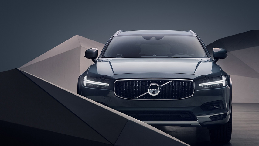 2023 Volvo V90 Cross Country