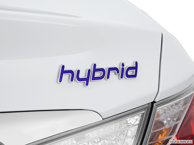 2013 Hyundai SONATA Hybrid