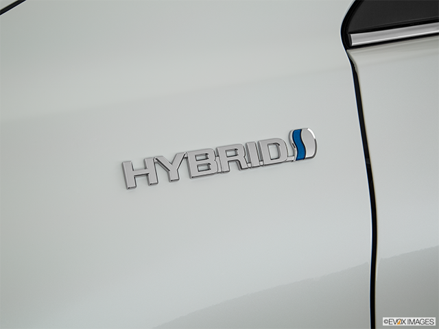 2016 Toyota Camry Hybrid