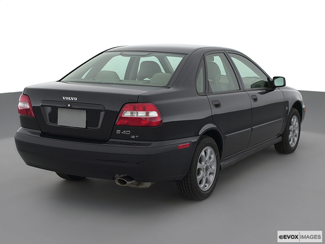 2002 Volvo S40