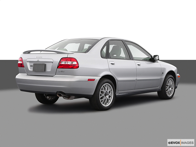 2004 Volvo S40