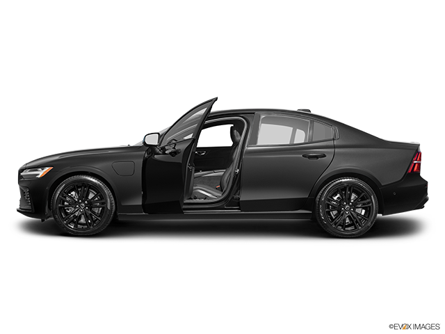 eAWD T8 Core Black Edition 4dr Sedan