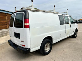 2005 GMC Savana Cargo Van