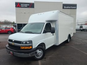 2022 Chevrolet Express Commercial Cutaway